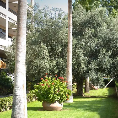 Atlantica Gardens 3* Limassol